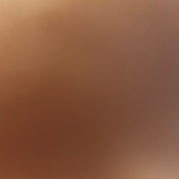 Meet your Posher, Madison - Picture 1 of 1